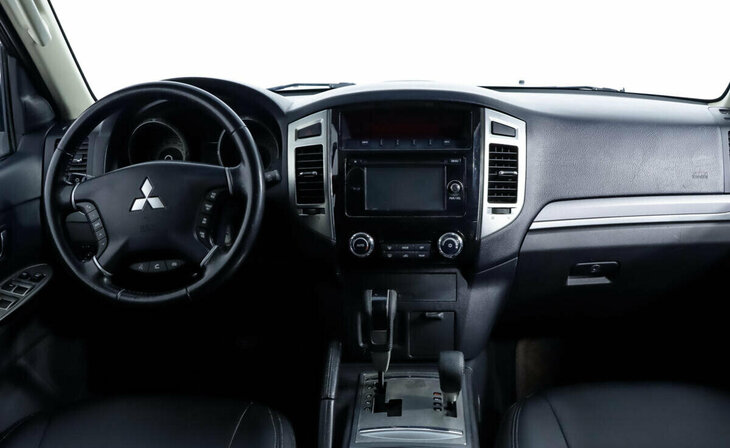 Mitsubishi Pajero - Фото 5