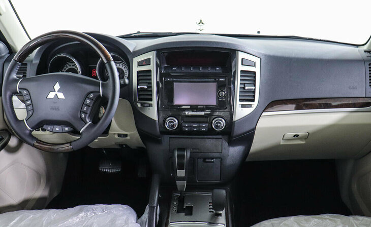 Mitsubishi Pajero - Фото 5