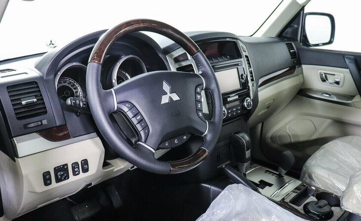 Mitsubishi Pajero - Фото 6
