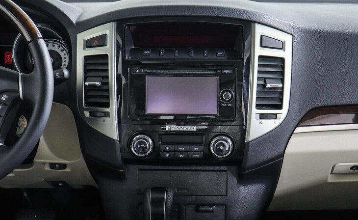 Mitsubishi Pajero - Фото 7