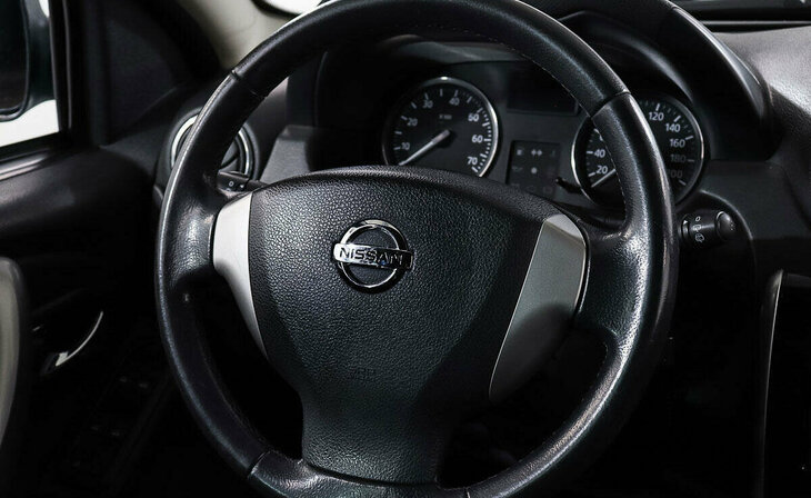 Nissan Terrano - Фото 9