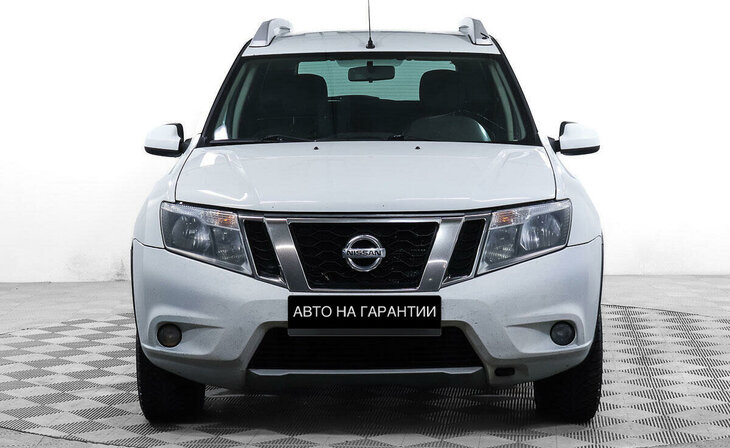 Nissan Terrano - Фото 1