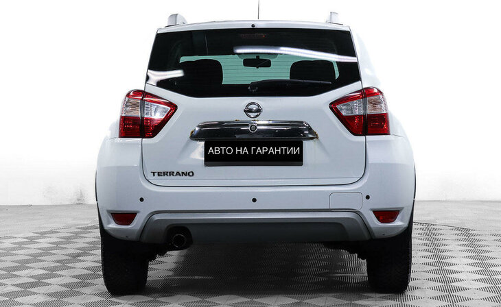 Nissan Terrano - Фото 5