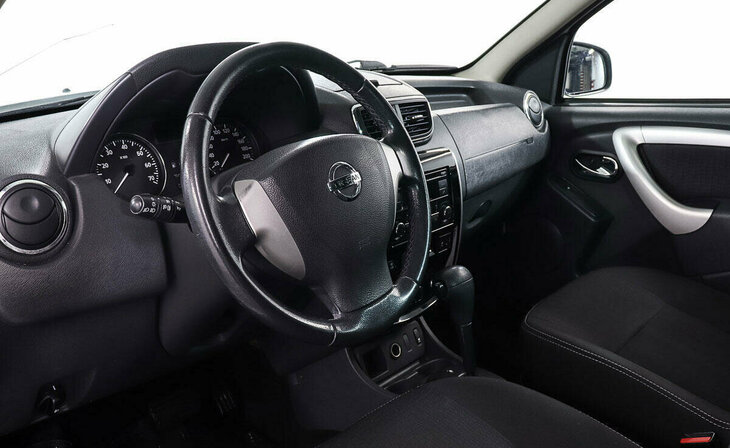 Nissan Terrano - Фото 8