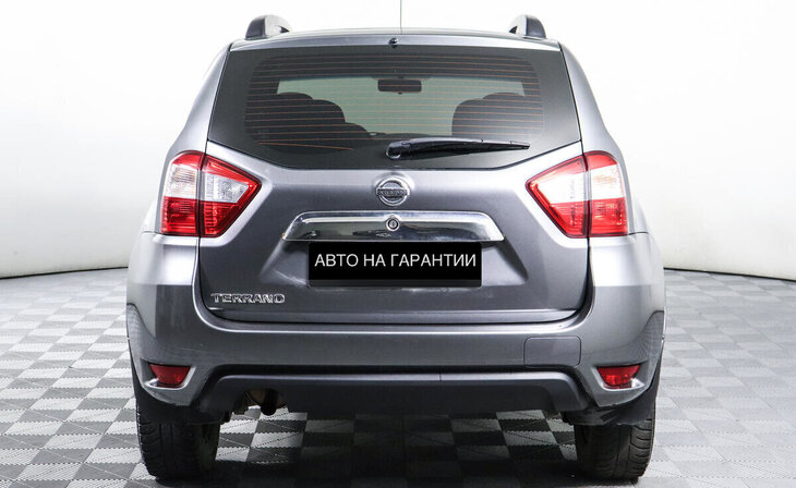 Nissan Terrano - Фото 3
