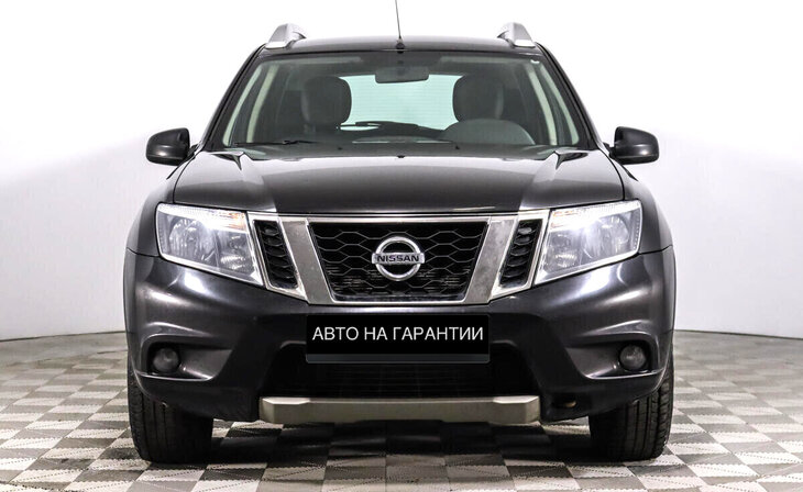 Nissan Terrano - Фото 1