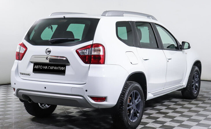 Nissan Terrano - Фото 2