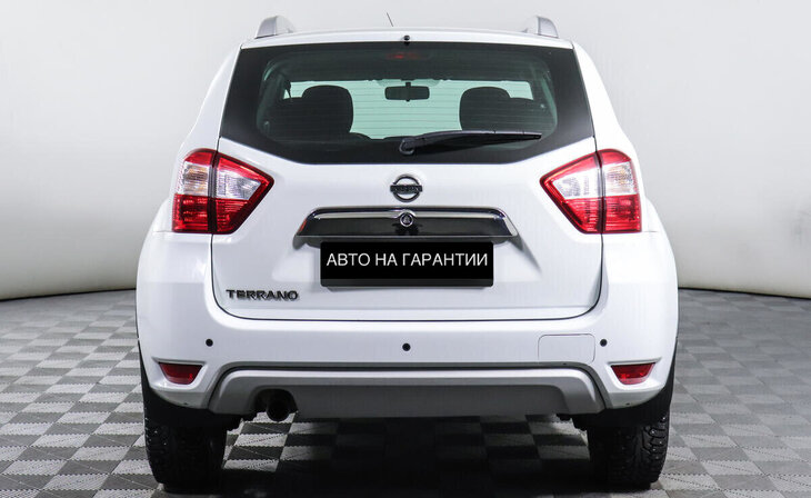 Nissan Terrano - Фото 3
