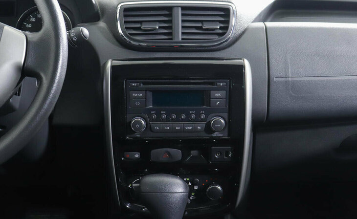 Nissan Terrano - Фото 8