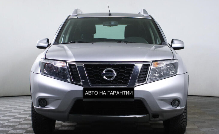 Nissan Terrano - Фото 1