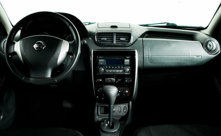 Nissan Terrano - Фото 9