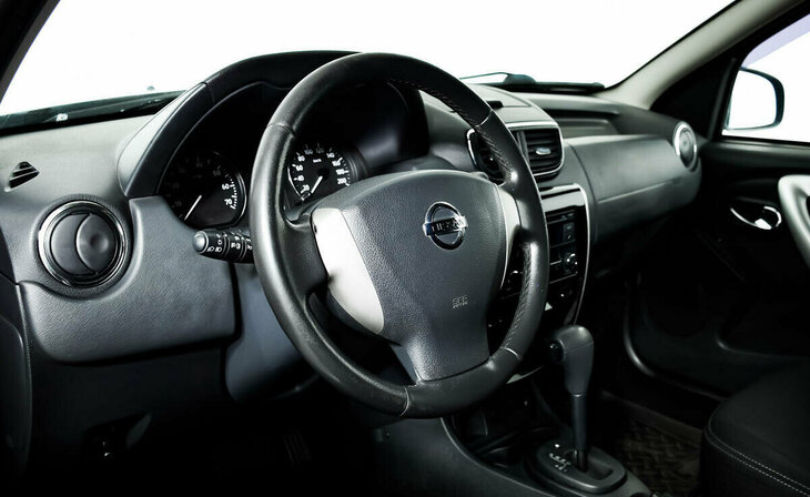 Nissan Terrano - Фото 10