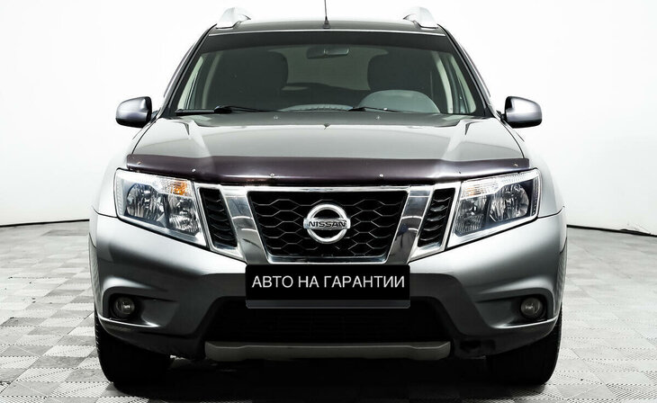 Nissan Terrano - Фото 1