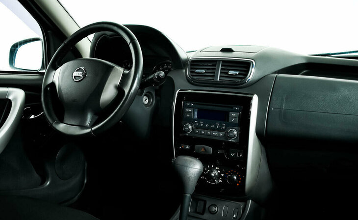 Nissan Terrano - Фото 8