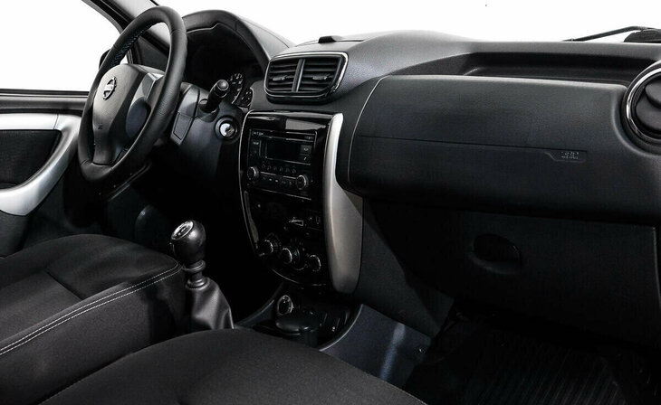 Nissan Terrano - Фото 4