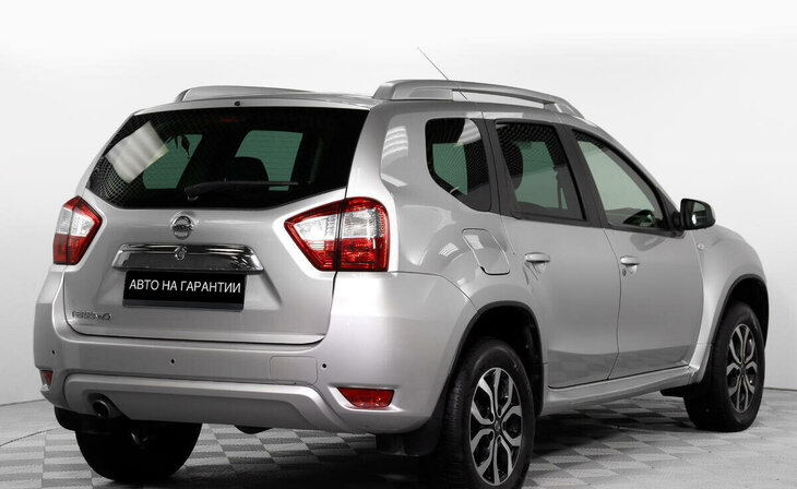 Nissan Terrano - Фото 2