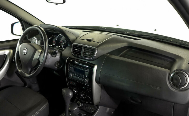 Nissan Terrano - Фото 4