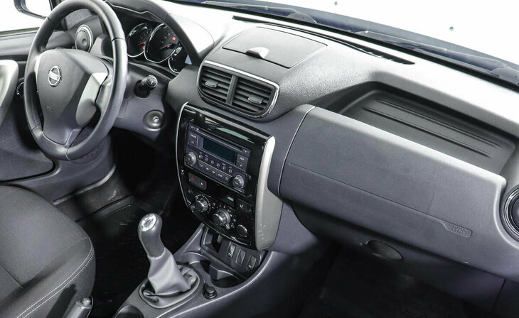 Nissan Terrano - Фото 5