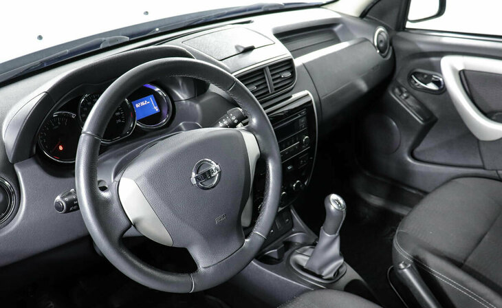 Nissan Terrano - Фото 7