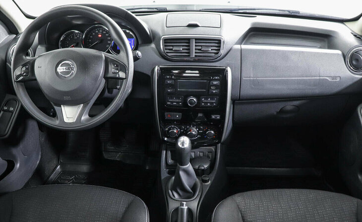 Nissan Terrano - Фото 5