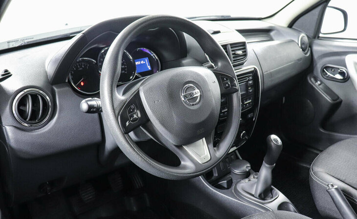 Nissan Terrano - Фото 6