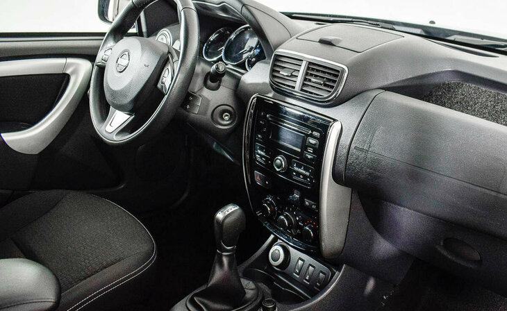 Nissan Terrano - Фото 4