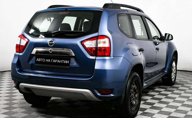 Nissan Terrano - Фото 2