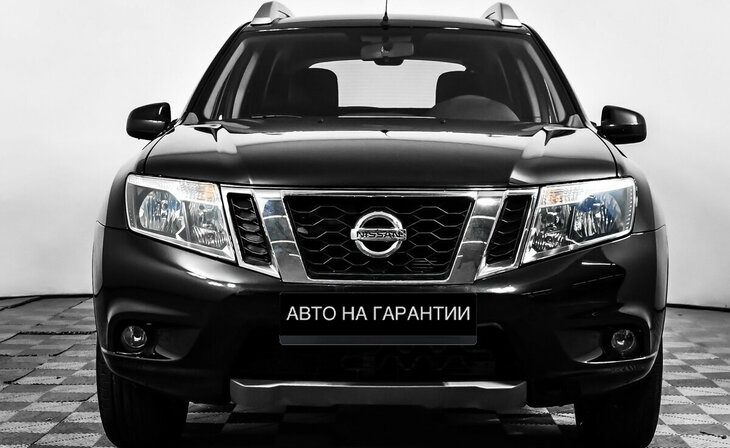 Nissan Terrano - Фото 1