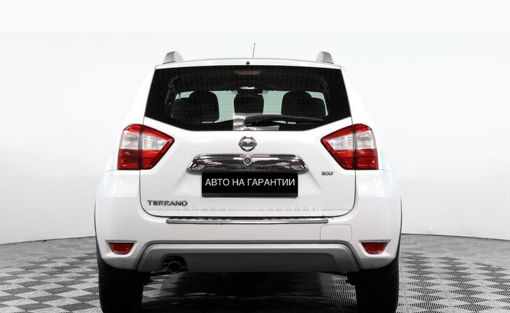 Nissan Terrano - Фото 5