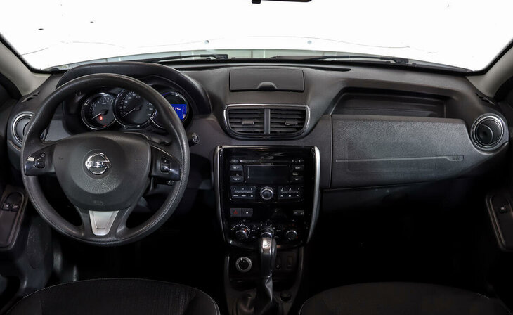 Nissan Terrano - Фото 7