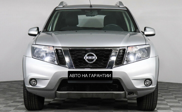 Nissan Terrano - Фото 1