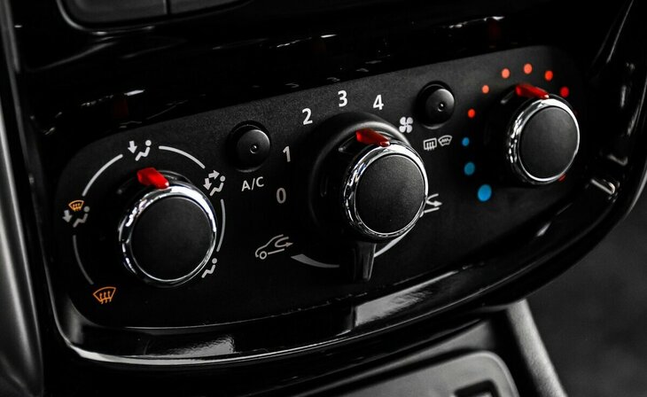 Nissan Terrano - Фото 11