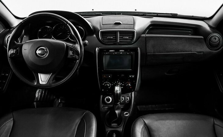 Nissan Terrano - Фото 7