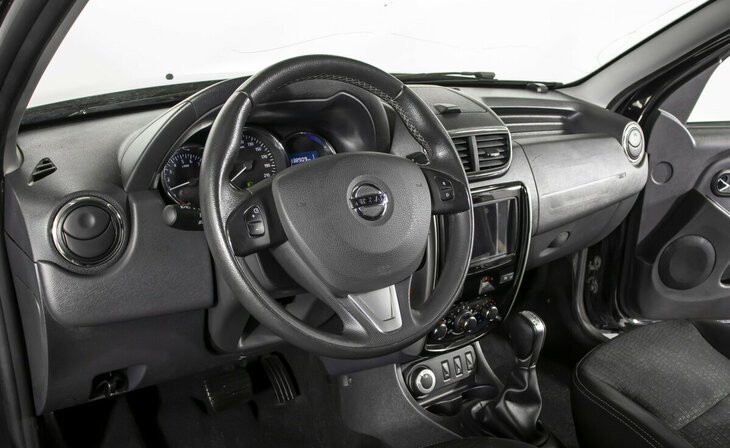 Nissan Terrano - Фото 7