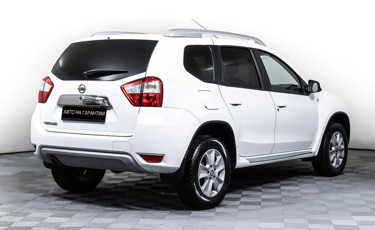 Nissan Terrano - Фото 4