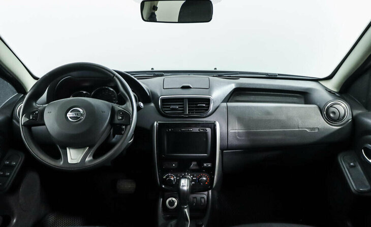 Nissan Terrano - Фото 6