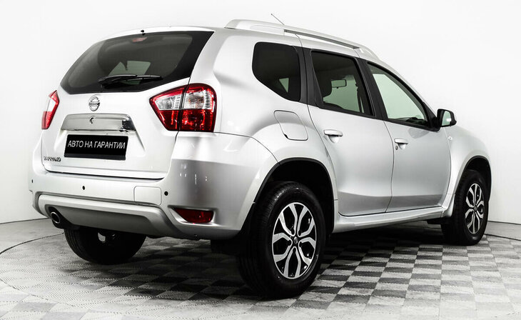 Nissan Terrano - Фото 4