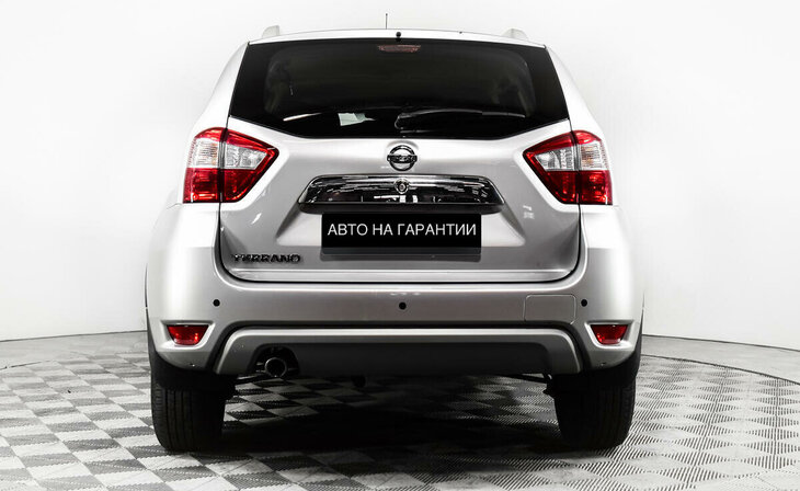Nissan Terrano - Фото 5