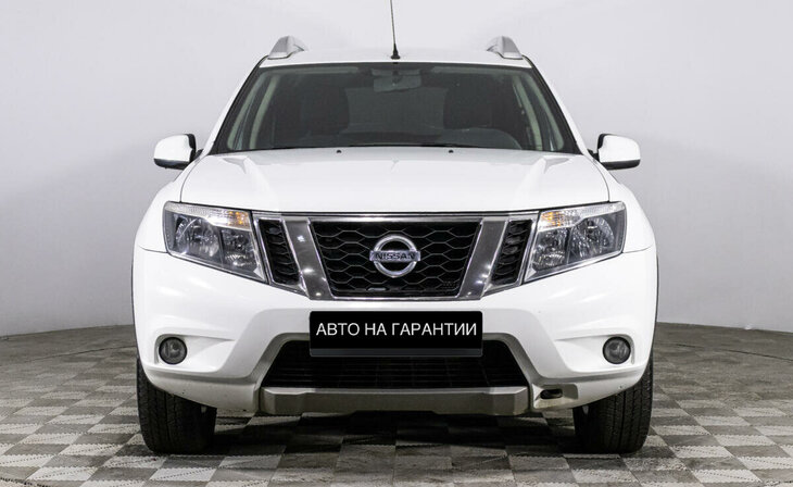 Nissan Terrano - Фото 1