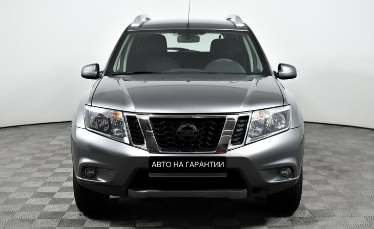 Nissan Terrano - Фото 1