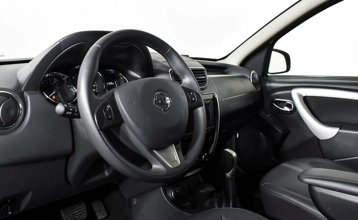 Nissan Terrano - Фото 9