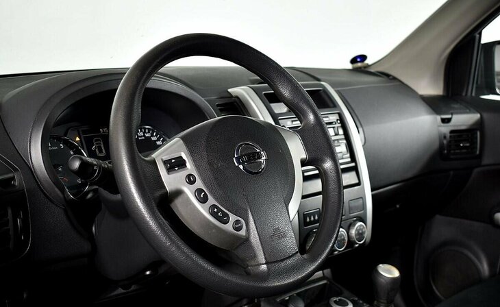 Nissan X-Trail - Фото 8