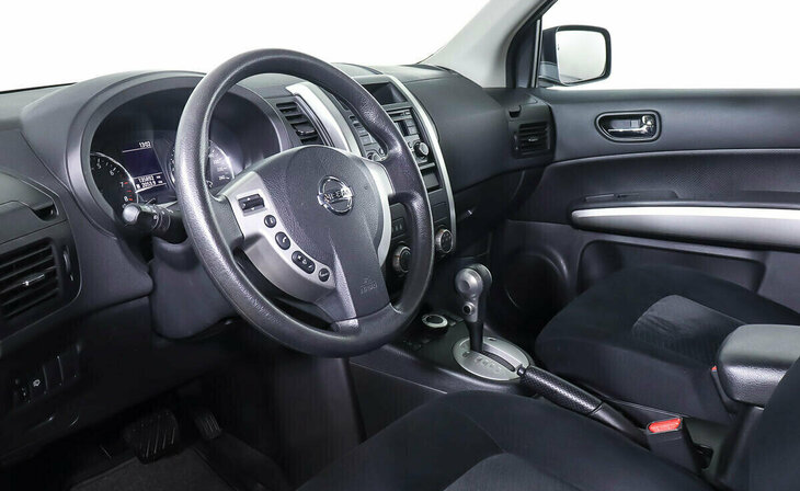 Nissan X-Trail - Фото 10
