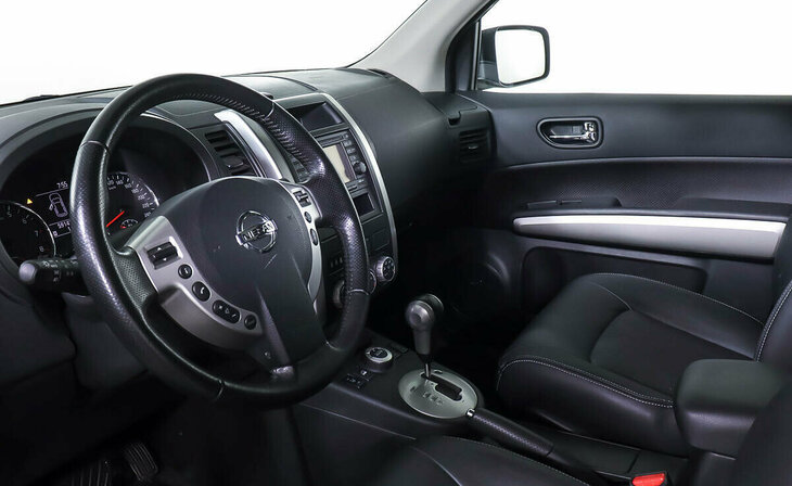 Nissan X-Trail - Фото 9