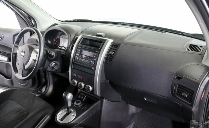 Nissan X-Trail - Фото 9