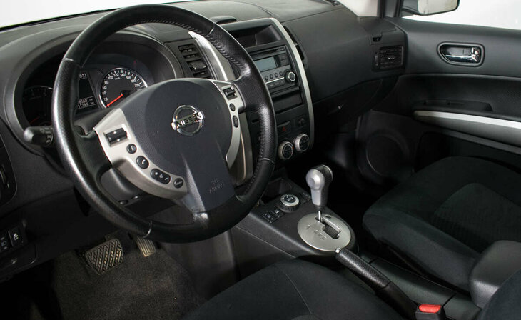 Nissan X-Trail - Фото 10