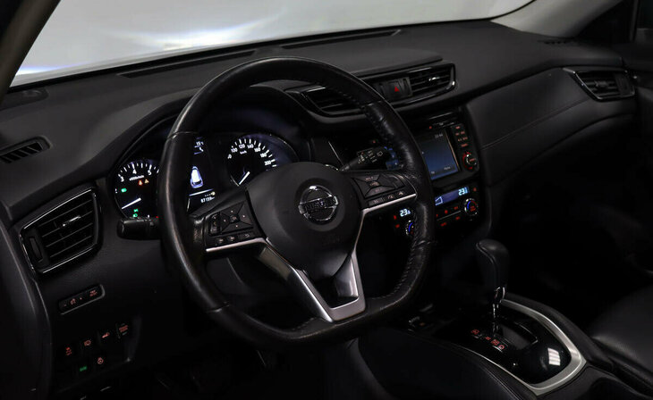 Nissan X-Trail - Фото 8