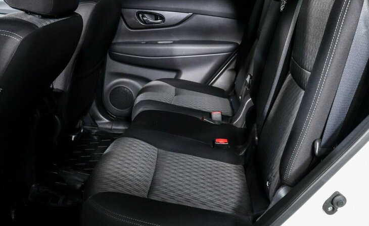 Nissan X-Trail - Фото 11