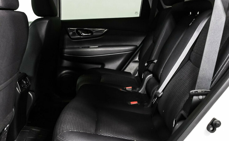 Nissan X-Trail - Фото 11
