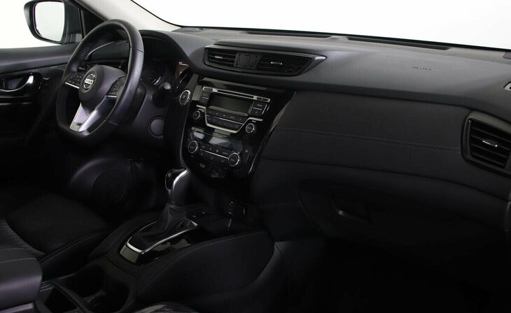 Nissan X-Trail - Фото 4